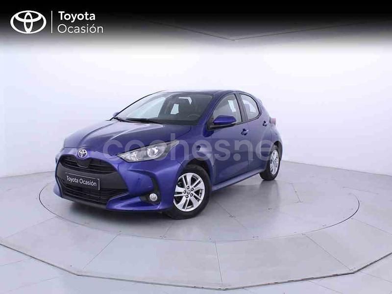 Azul Usado 2024 Toyota Yaris Berlina | 19.350 € (Precio justo) - Imagen 1/3