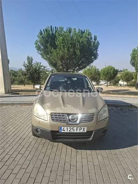 Usado Nissan Qashqai Tekna 140 CV (102 kW) 2007 Beige SUV
