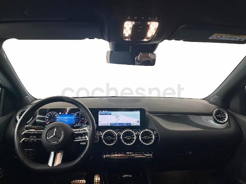 Usado Mercedes B250e 218 CV (160 kW) 2025 Gris / plata Monovolumen