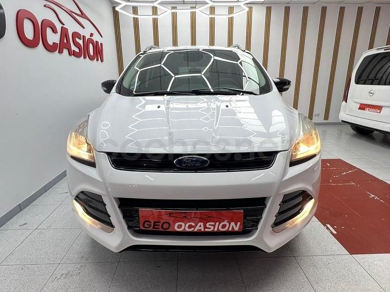 Usado Ford Kuga Titanium 150 CV (110 kW) 2016 Blanco SUV
