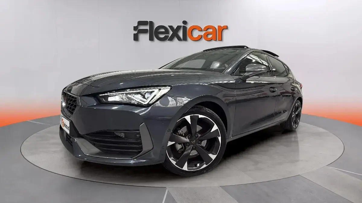 Usado Cupra Leon 150 CV (110 kW) 2024 Gris Familiar