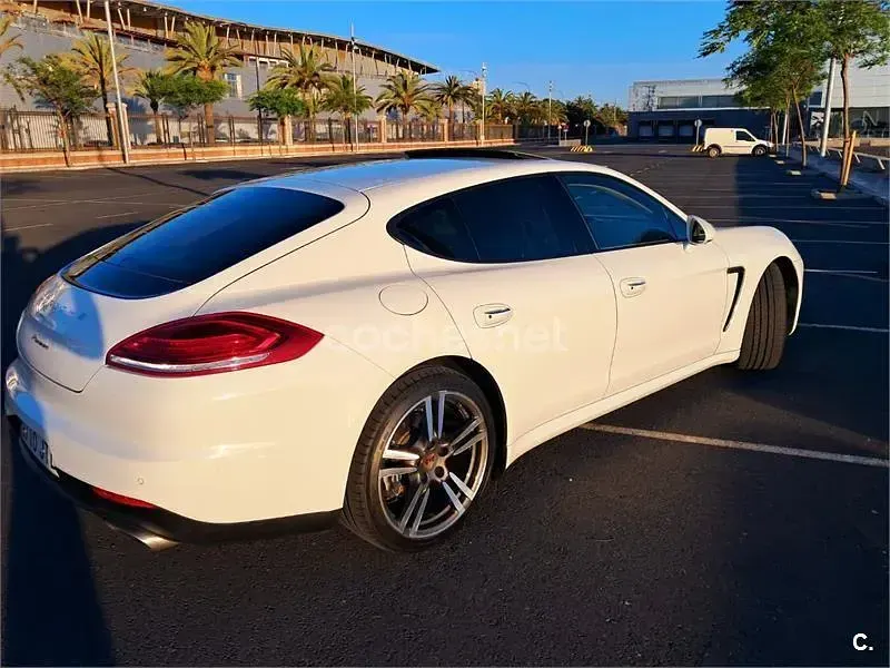 Usado Porsche Panamera 250 CV (183 kW) 2014 Blanco Utilitario