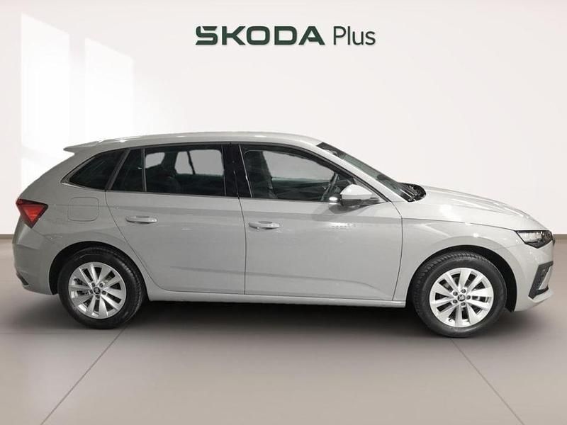 Nuevo Skoda Scala Selection 95 CV (69 kW) 2025 Gris Utilitario