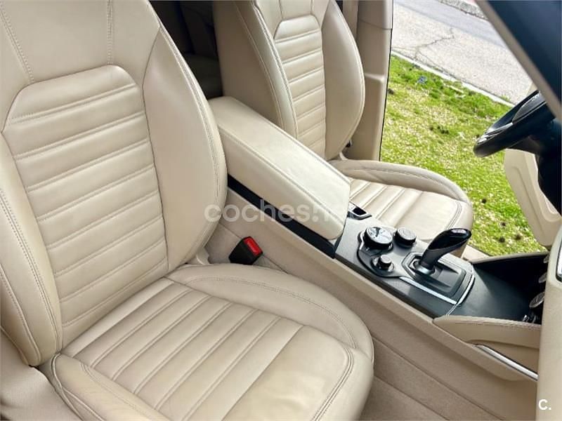 Usado Alfa Romeo Stelvio Edizione Speciale 210 CV (154 kW) 2018 Negro SUV