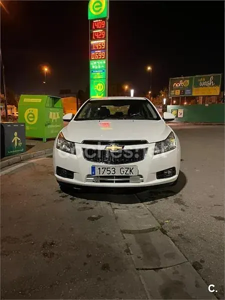 Usado Chevrolet Cruze LT 150 CV (110 kW) 2010 Blanco Berlina