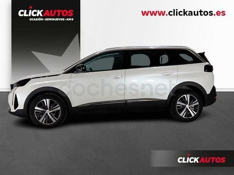 Usado Peugeot 5008 Allure 130 CV (95 kW) 2023 Blanco SUV
