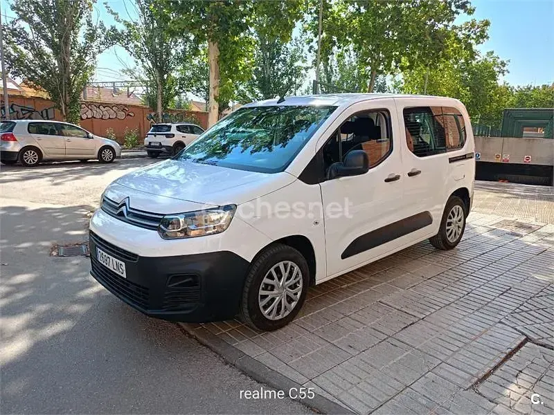 Usado Citroën Berlingo Live 102 CV (75 kW) 2021 Blanco Monovolumen