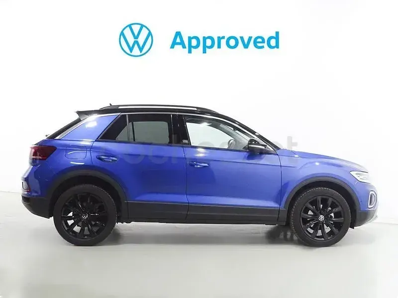 Usado VW T-Roc 110 CV (80 kW) 2024 Azul SUV