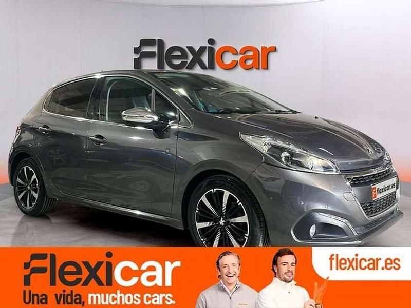 Usado Peugeot 208 Allure 100 CV (73 kW) 2019 Gris Utilitario