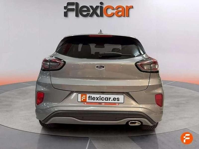 Usado Ford Puma ST-Line 125 CV (91 kW) 2023 Gris SUV