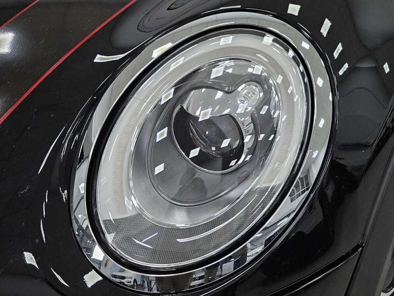 Usado Mini John Cooper Works Cabriolet 231 CV (169 kW) 2017 Negro Descapotable