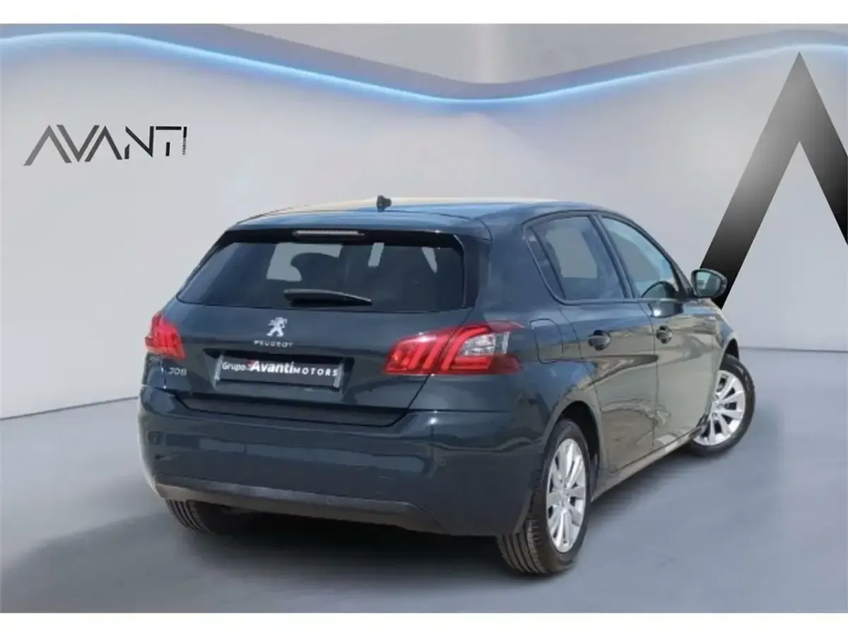 Usado Peugeot 308 Style 131 CV (96 kW) 2019 Azul Berlina