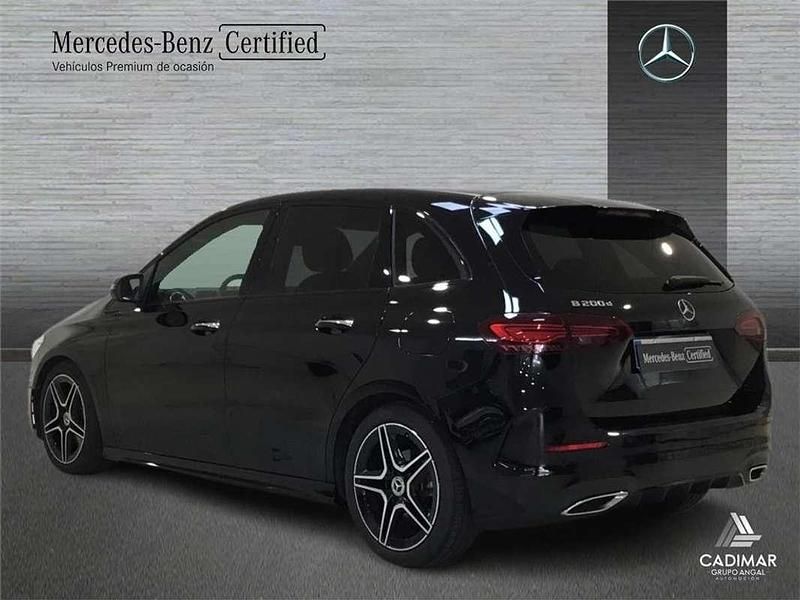 Usado Mercedes B200 150 CV (110 kW) 2023 Monovolumen