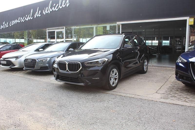 Negro Usado 2021 BMW X1 Advantage SUV | 21.850 € (Buen precio) - Imagen 1/4