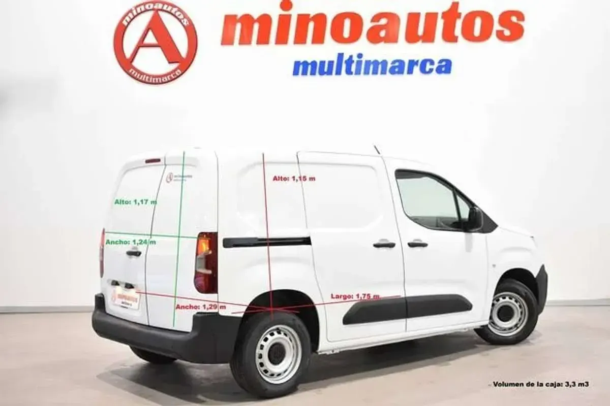 Usado Citroën Berlingo 101 CV (74 kW) 2022 Blanco Monovolumen