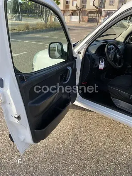 Usado Peugeot Partner Tepee 90 CV (66 kW) 2009 Blanco Monovolumen