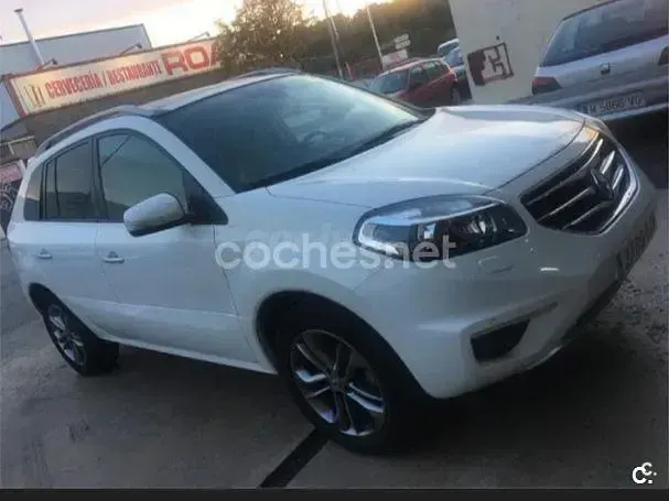 Usado Renault Koleos Bose Edition 150 CV (110 kW) 2012 Blanco SUV