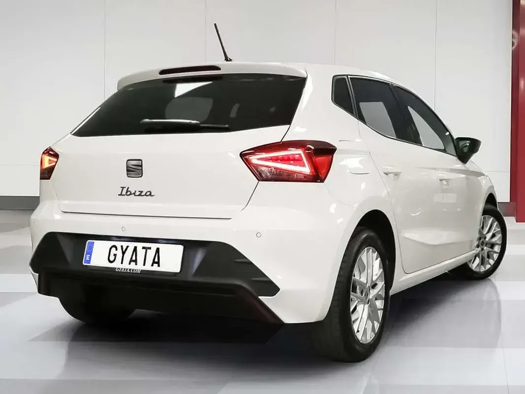 Usado Seat Ibiza Style 80 CV (58 kW) 2026 Blanco Utilitario