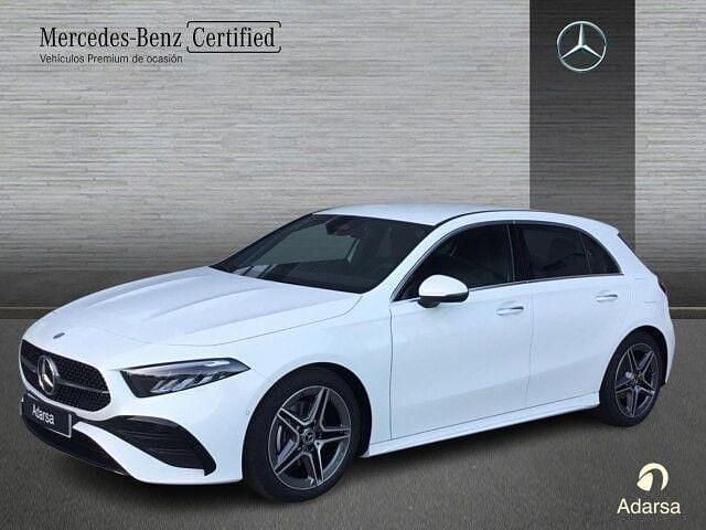 Nuevo Mercedes A200 AMG line 150 CV (110 kW) 2026 Blanco polar