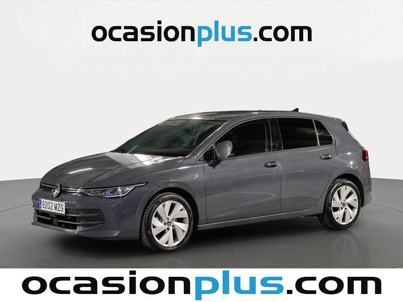 Usado VW Golf VIII 116 CV (85 kW) 2025 Gris Utilitario
