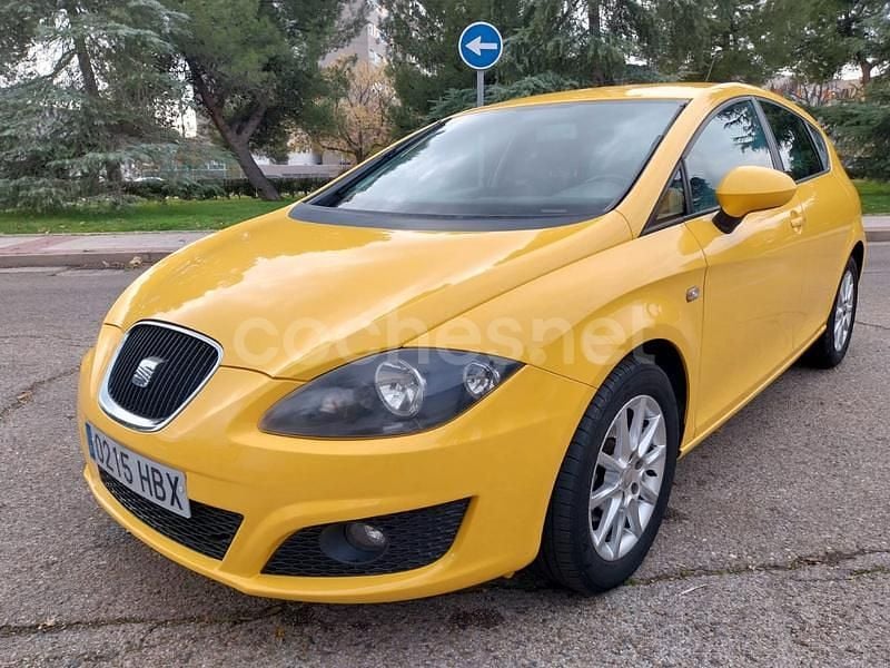 Amarillo Usado 2011 Seat Leon Copa Berlina | 5490 € (Precio justo) - Imagen 1/4