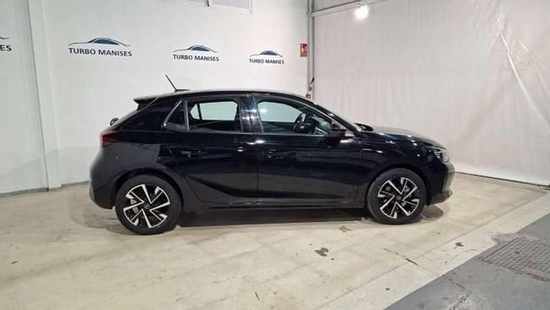 Usado Opel Corsa GS Line 101 CV (74 kW) 2024 Negro Utilitario