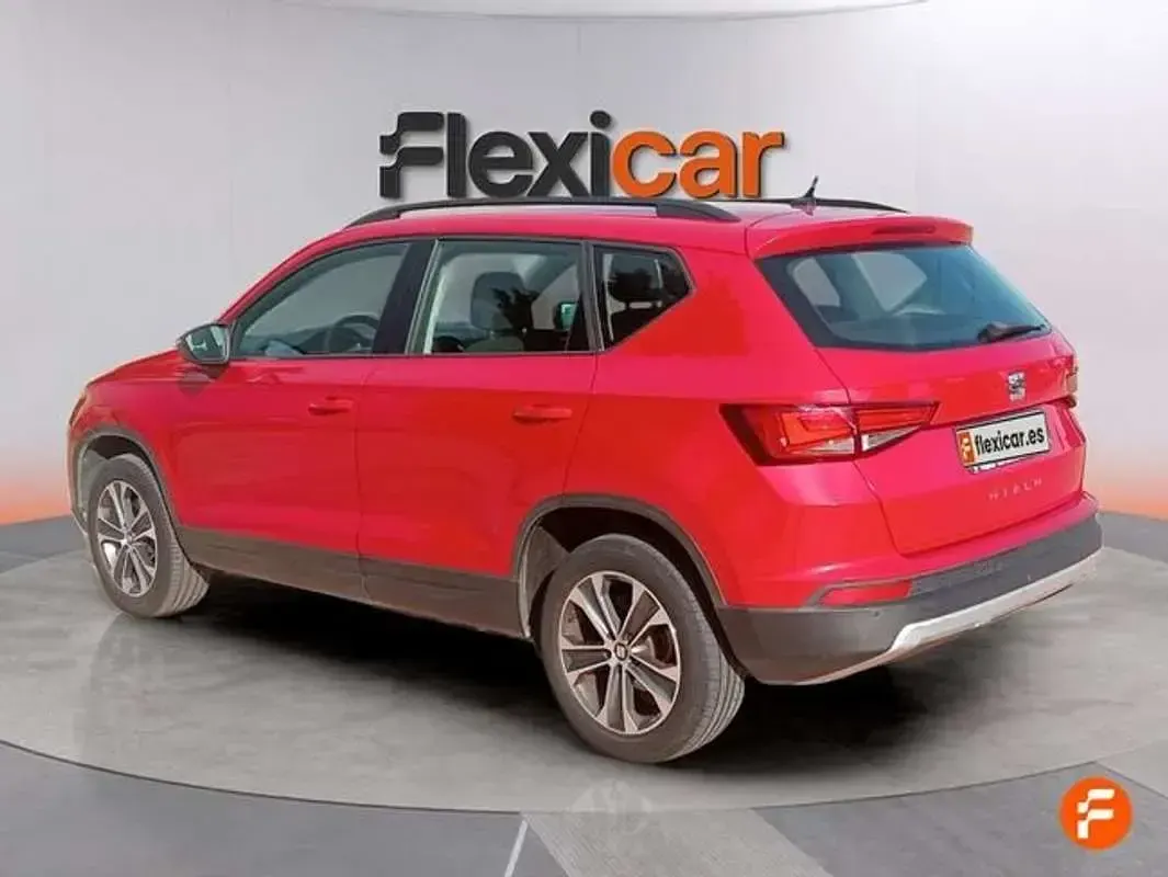 Usado Seat Ateca Style 150 CV (110 kW) 2018 Rojo SUV
