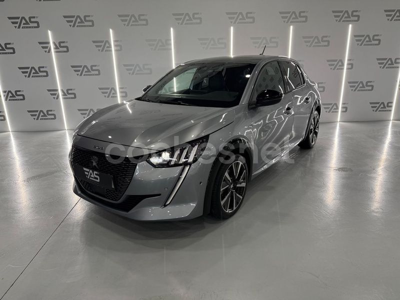 Gris / plata Usado 2022 Peugeot 208 GT Utilitario | 17.900 € (Precio justo) - Imagen 1/4