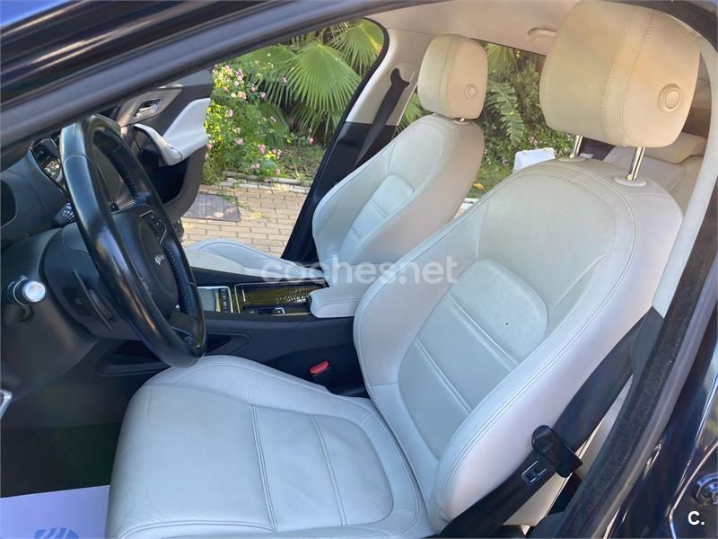 Usado Jaguar F-Pace Prestige 180 CV (132 kW) 2016 Azul SUV