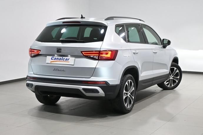 Usado Seat Ateca Style 150 CV (110 kW) 2024 Plateado SUV