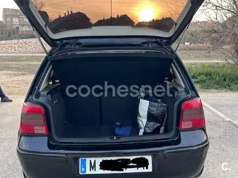Usado VW Golf IV GTI 125 CV (91 kW) 2000 Negro Berlina