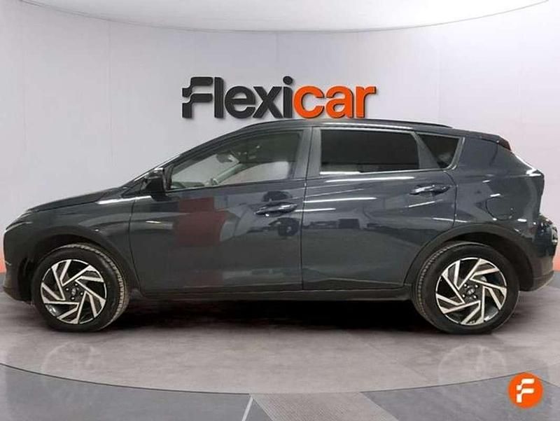 Usado Hyundai Bayon 80 CV (58 kW) 2024 Gris SUV
