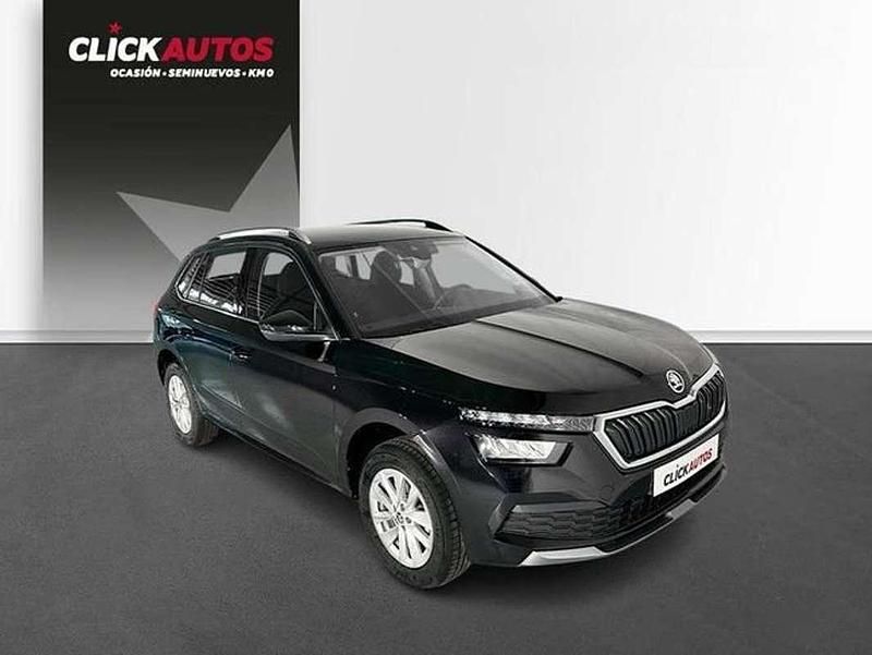 Usado Skoda Kamiq Ambition 95 CV (69 kW) 2024 Negro SUV