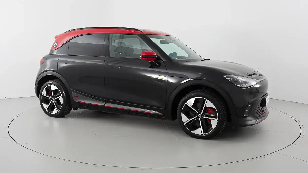 Usado Smart #1 Brabus 314 kW (428 CV) 2023 Meta black / radiant red SUV