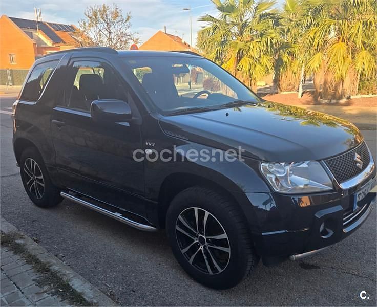 Negro Usado 2006 Suzuki Grand Vitara SUV | 8500 € (Precio justo) - Imagen 1/4