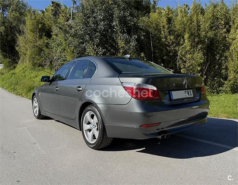 Usado BMW 530 231 CV (169 kW) 2004 Gris / plata Berlina