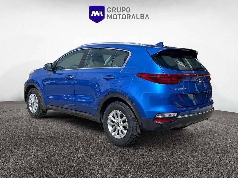 Usado Kia Sportage 116 CV (85 kW) 2021 Azul SUV