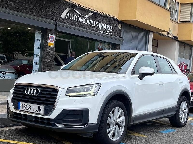 Usado Audi Q2 Advanced Plus 116 CV (85 kW) 2020 Blanco SUV