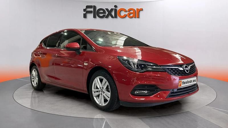 Usado Opel Astra GS Line 110 CV (80 kW) 2020 Rojo Berlina