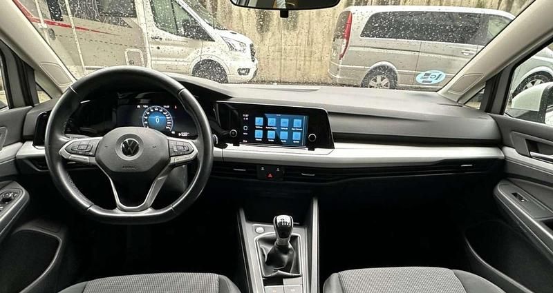 Usado VW Golf VIII 116 CV (85 kW) 2021 Blanco Utilitario