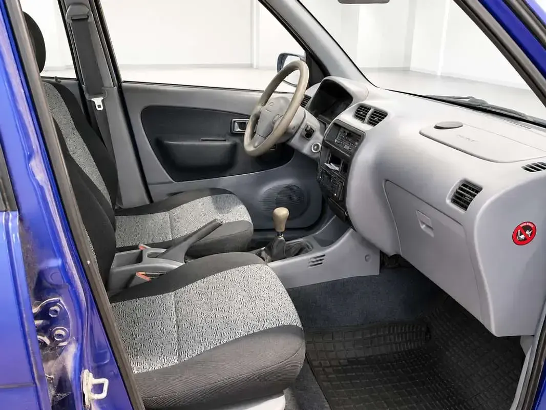 Usado Daihatsu Terios 86 CV (63 kW) 2003 Azul SUV