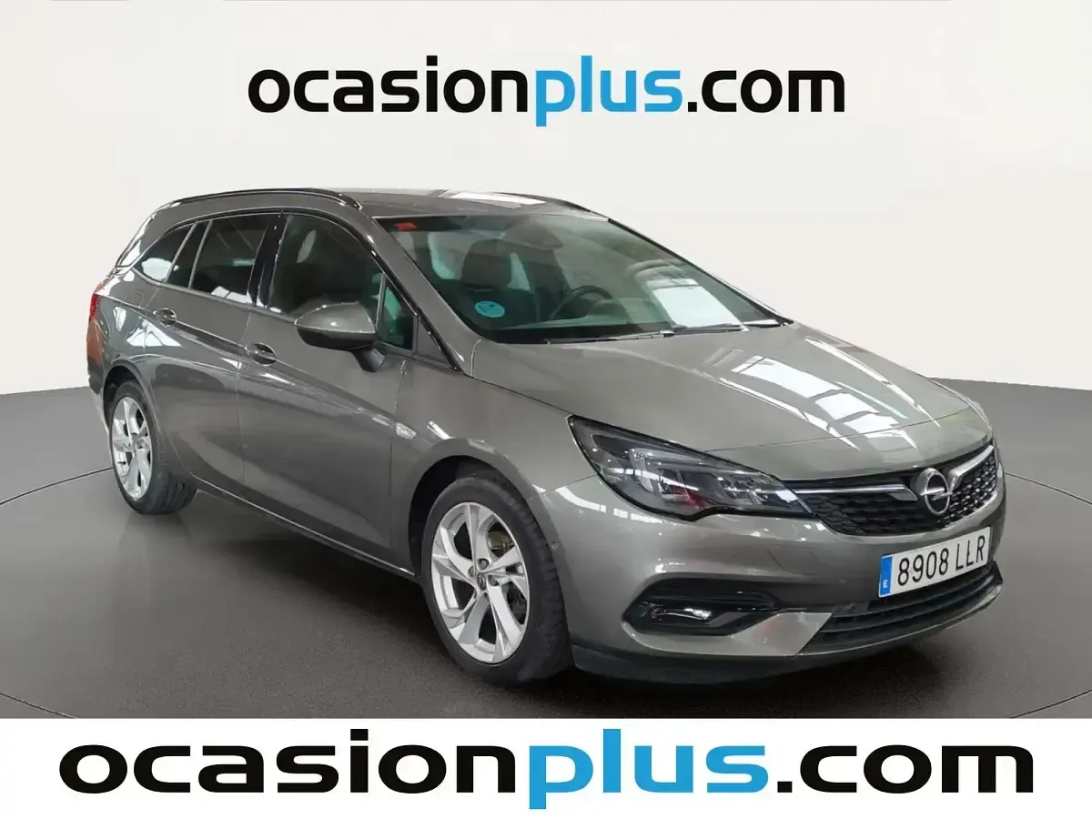 Usado Opel Astra Business Elegance 145 CV (106 kW) 2020 Gris Familiar