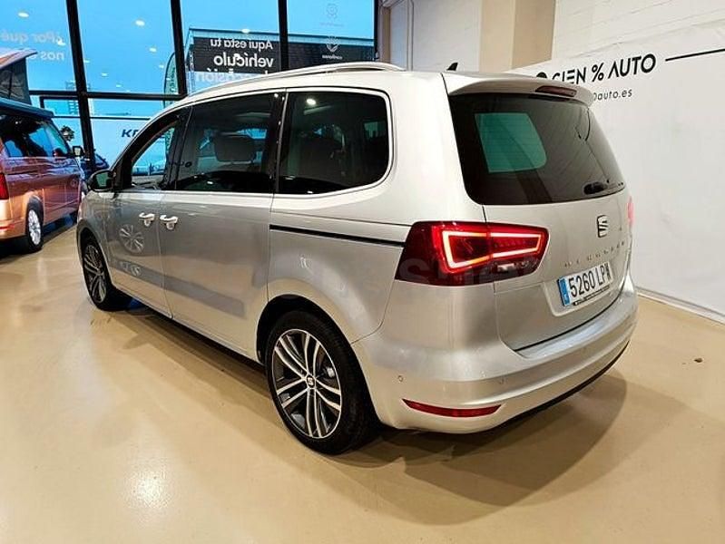 Usado Seat Alhambra 150 CV (110 kW) 2021 Gris / plata Monovolumen