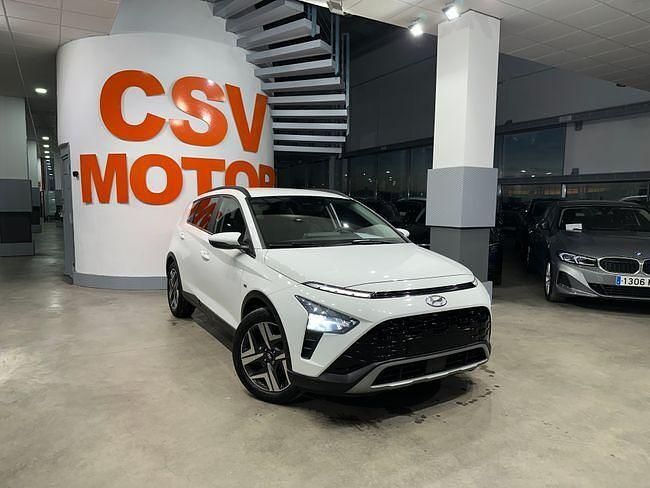 Usado Hyundai Bayon 101 CV (74 kW) 2023 Blanco SUV