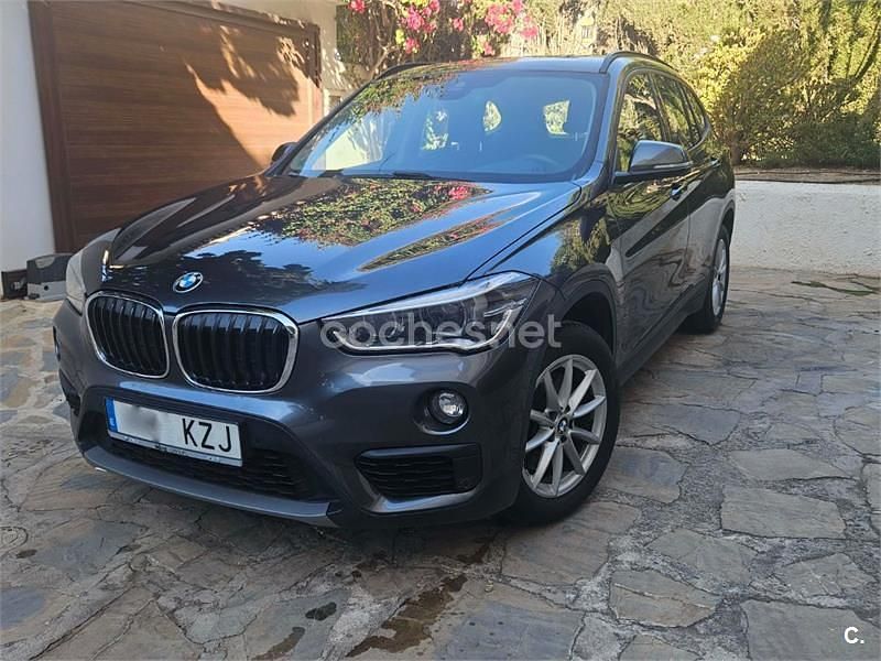 Usado BMW X1 190 CV (139 kW) 2015 Gris / plata SUV