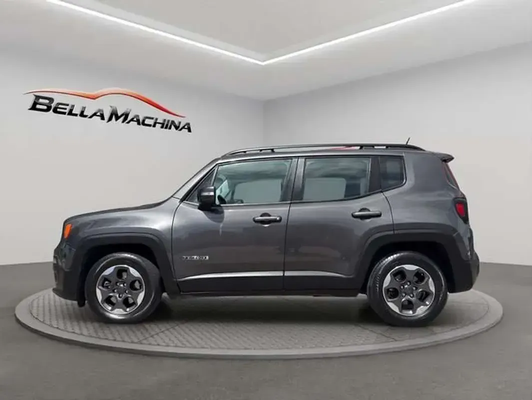 Usado Jeep Renegade Longitude 120 CV (88 kW) 2016 Gris SUV