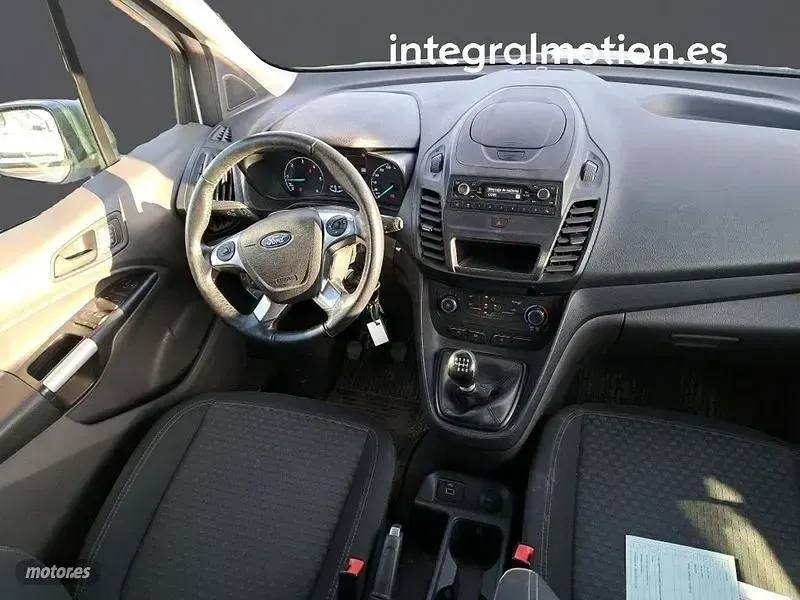 Używany Ford Transit Trend 120 KM (88 kW) 2022 Biały Kombi