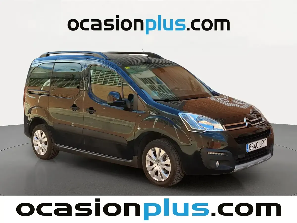 Usado Citroën Berlingo XTR 100 HP (73 kW) 2016 Preto Monovolume