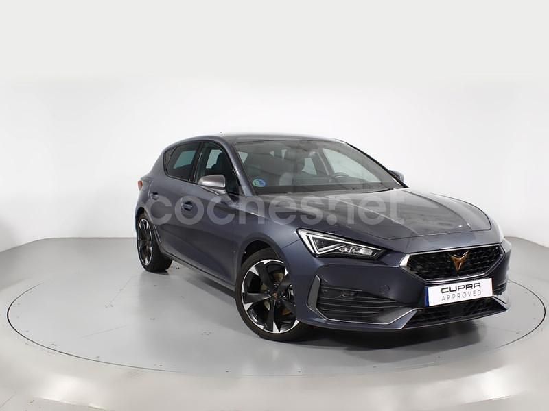 Gris Usado 2024 Cupra Leon Berlina | 27.700 € (Precio justo) - Imagen 1/4