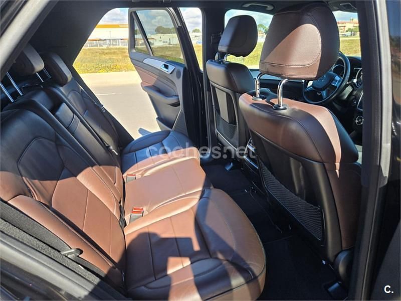 Usado Mercedes ML350 Edition 1 258 CV (189 kW) 2012 Negro SUV